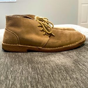 Perry Ellis Chukka Boots